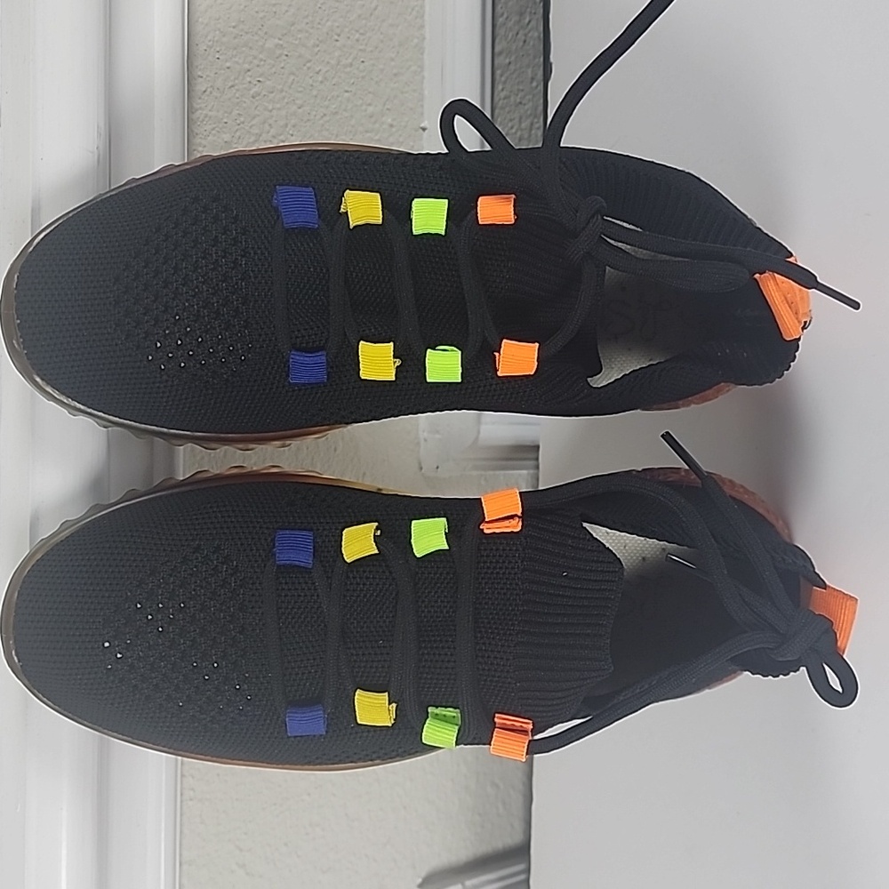 La Sheelah Black Sneakers With Orange Blue Accents women Sneakers Size 8 - Picture 6 of 11